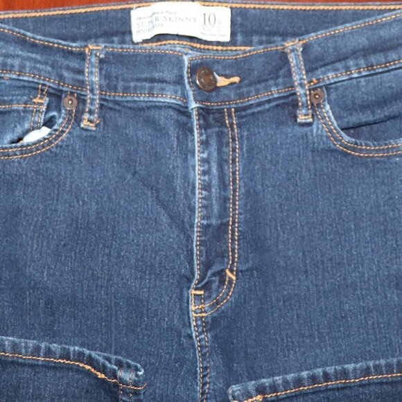 Abercrombie & Fitch Denim - Abercrombie & Fitch Super Skinny High Rise 30-31